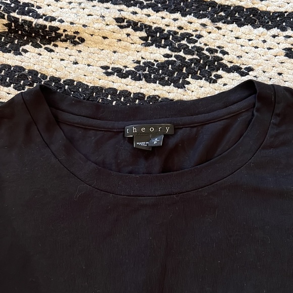 Black T-shirt with leather sleeves - Picture 2 of 3